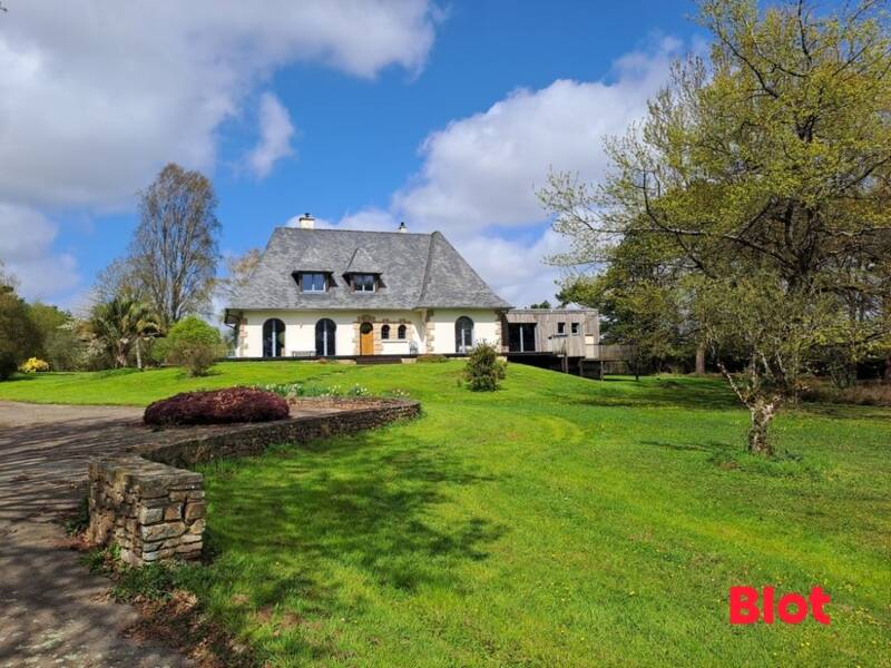 Maison à vendre, 221m², SAINT AUBIN D'AUBIGNE