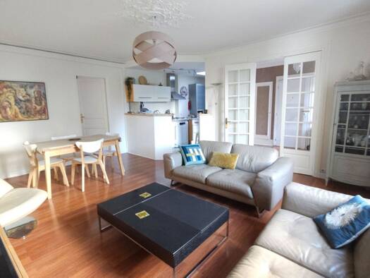 Appartement à vendre 840 000 € 4 pièces 3 chambres 97 m² Étage 2/2 Vincennes 94300