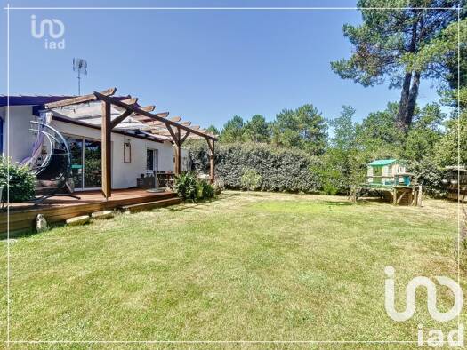 Maison de plain-pied à vendre 365 000 € 4 pièces 3 chambres 96 m² 605 m² de terrain Magescq 40140