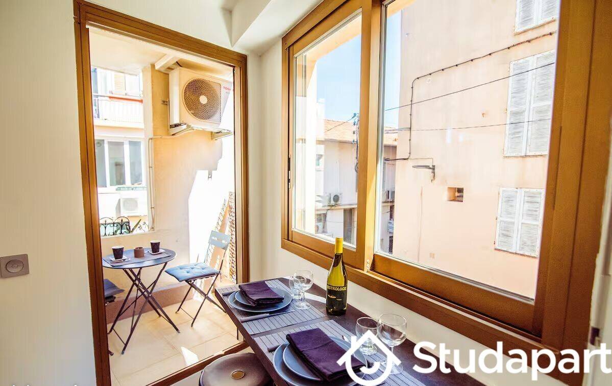 Maison à louer, 24m², ANTIBES