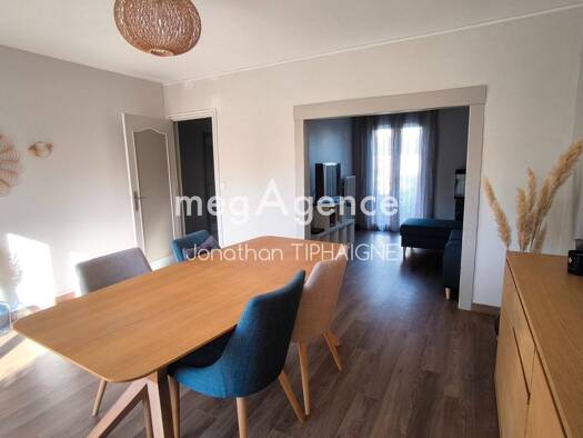 Maison à vendre 235 000 € 5 pièces 3 chambres 91 m² 235 m² de terrain Les Lombards-La Clinarderie Montivilliers 76290