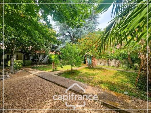 Maison à vendre 248 000 € 6 pièces 4 chambres 120 m² 496 m² de terrain École Élysée Reclus-Foyer de la Salève Agen 47000
