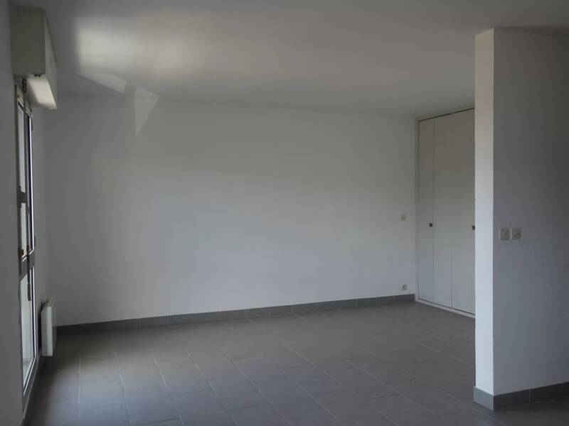 Maison à louer, 44m², UZES