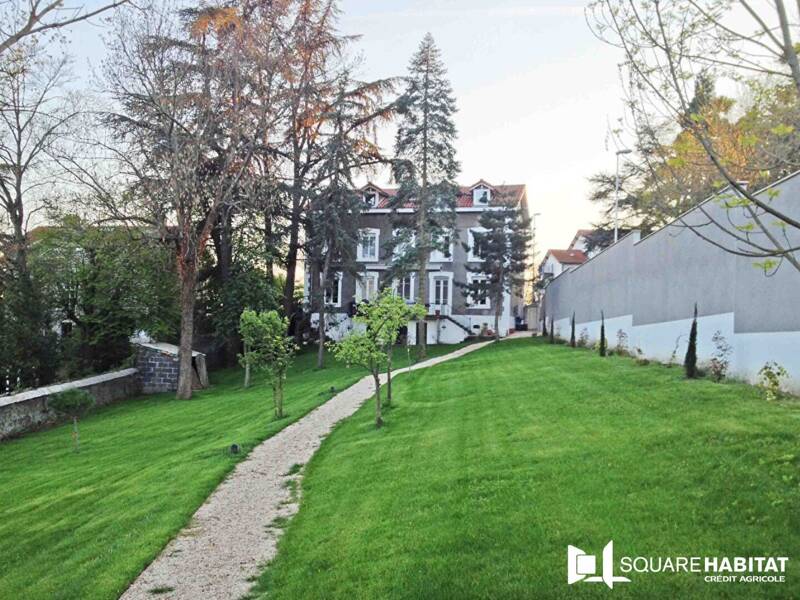 Maison à vendre, 323m², SAINT PRIEST EN JAREZ