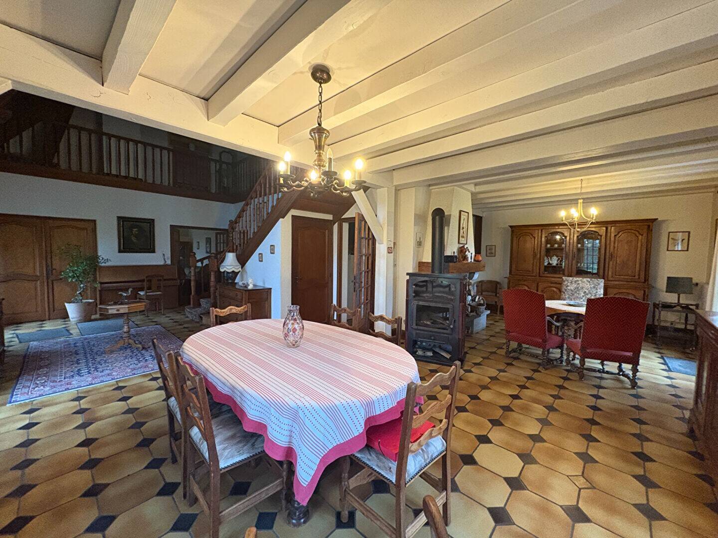 Maison à vendre, 175m², SAINT HILAIRE LES PLACES