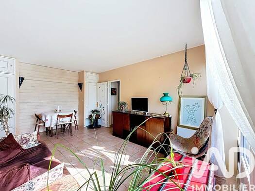 Appartement à vendre 160 000 € 2 pièces 1 chambre 44 m² Étage 2/4 Le Moulin Chennevières-sur-Marne 94430