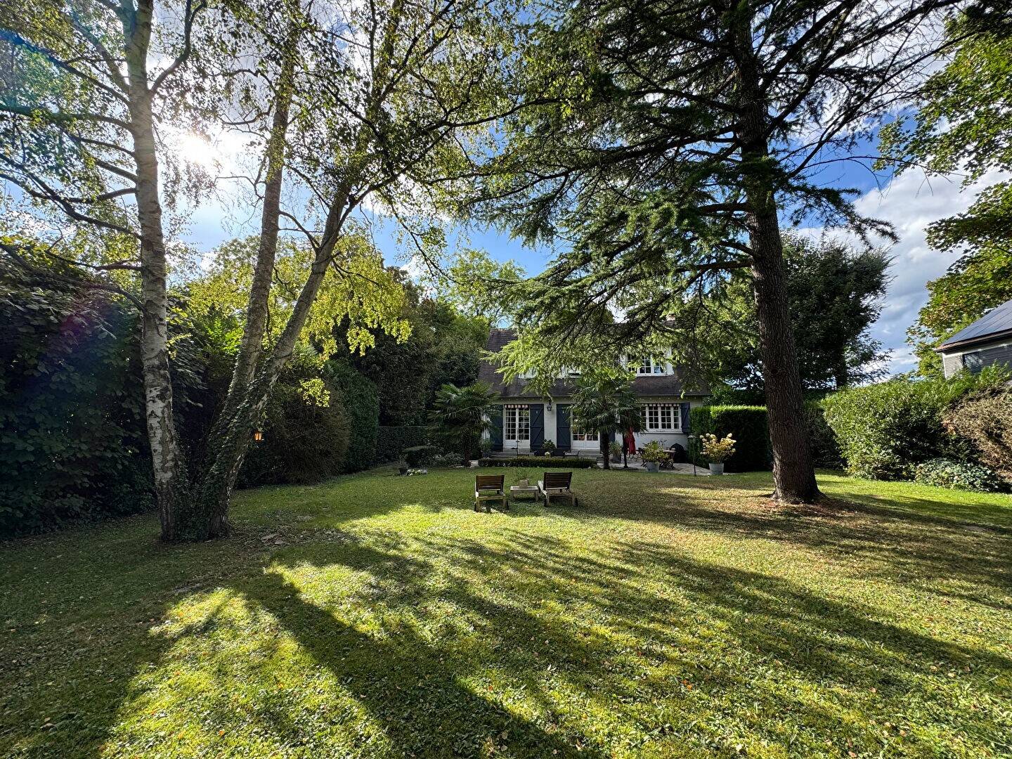 Maison à vendre, 140m², SAINT NOM LA BRETECHE