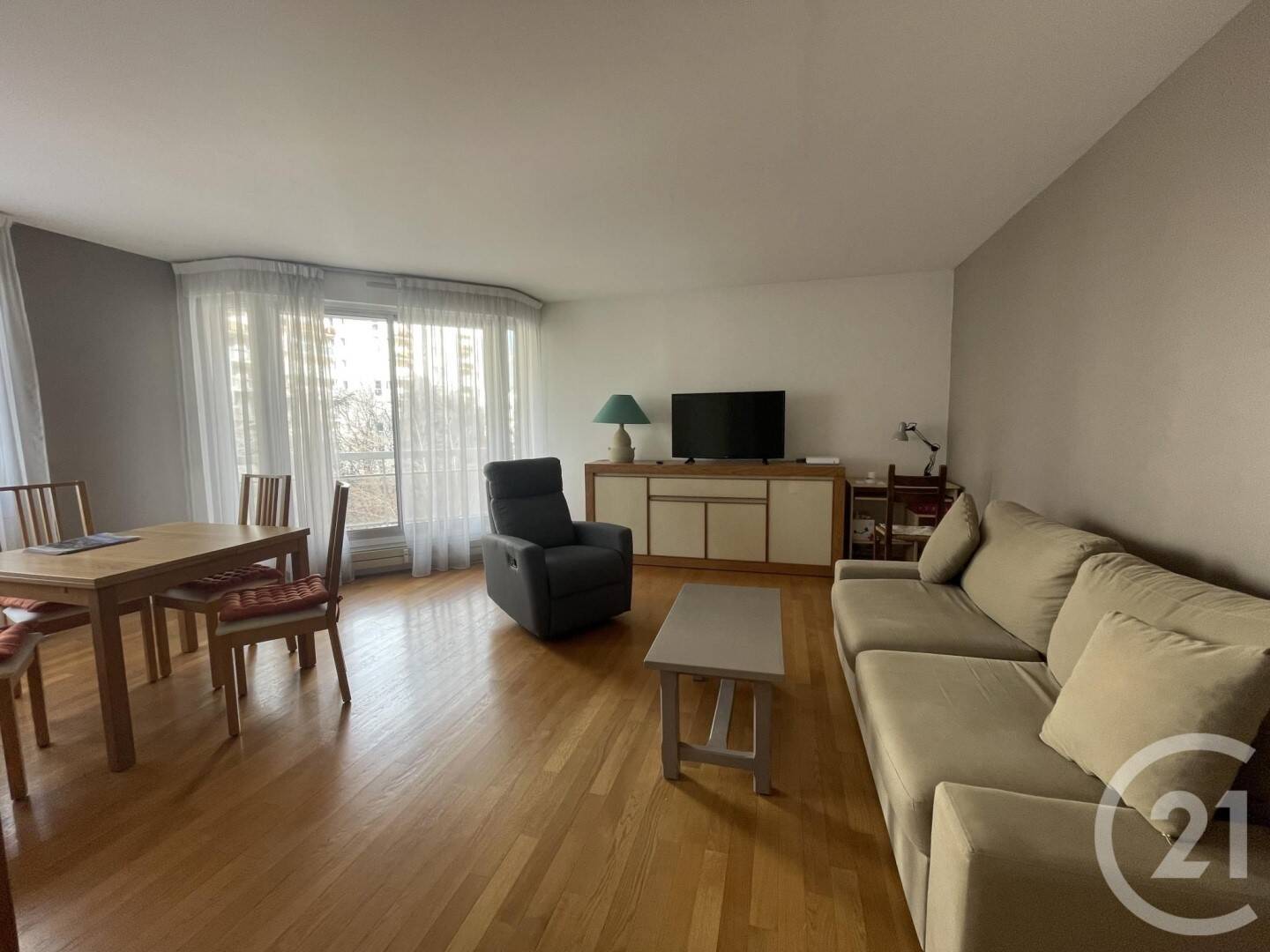 Maison à louer, 60m², COURBEVOIE
