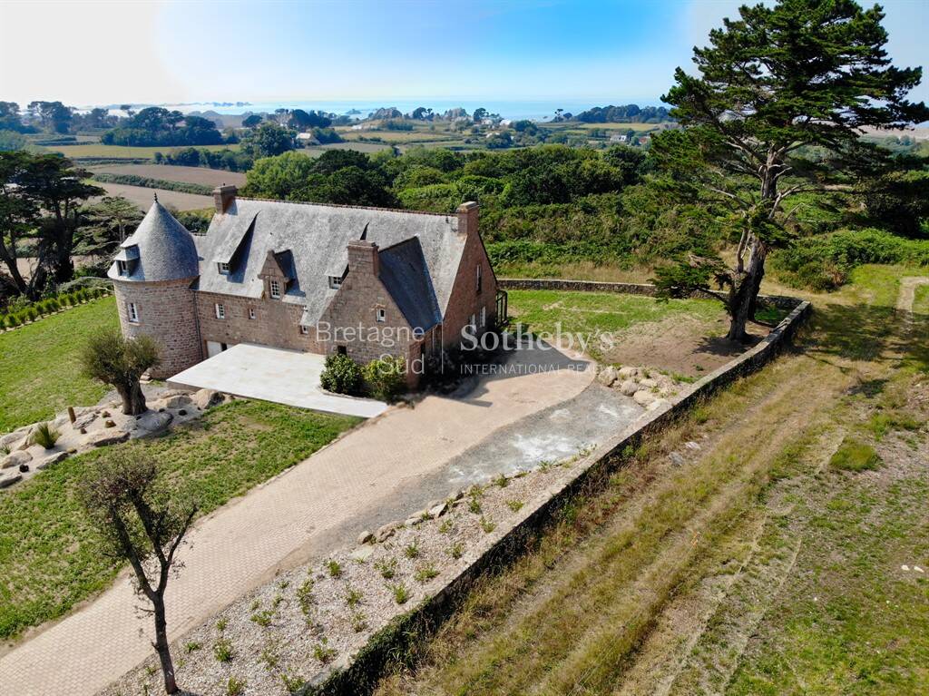 Maison à vendre, 352m², PLOUGRESCANT