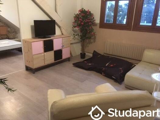 Colocation à louer 485 € 1 pièce 3 chambres 14 m² 1er étage Febvotte-Marat Tours 37000