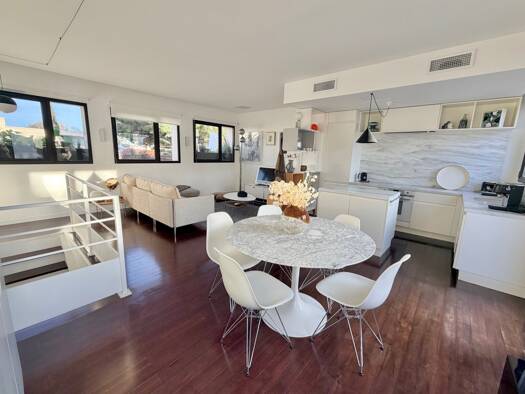 Duplex à vendre 666 000 € 4 pièces 3 chambres 107,6 m² Étage 1/1 Les Arceaux - Agriculture Montpellier 34000