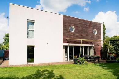Maison à vendre 385 000 € 6 pièces 4 chambres 140 m² 556 m² de terrain Trois Moulins Melun 77000