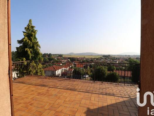 Maison à vendre 192 000 € 5 pièces 2 chambres 104 m² 270 m² de terrain Orcet 63670