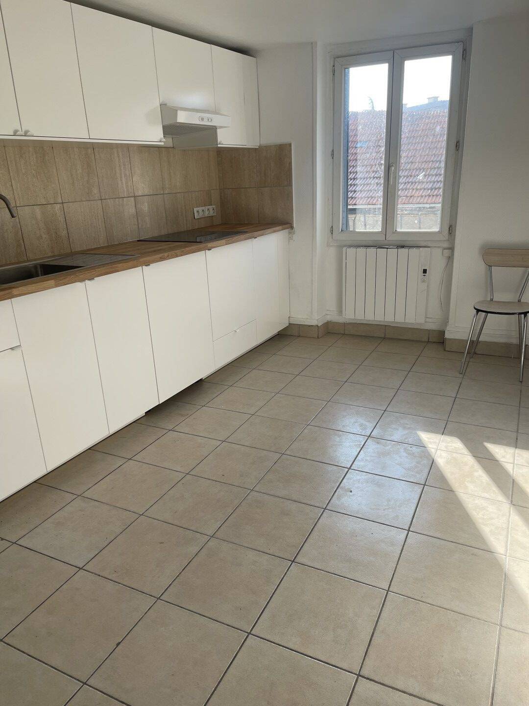 Maison à louer, 45m², NANTERRE