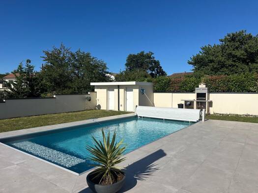 Maison à vendre 480 000 € 5 pièces 3 chambres 143 m² 759 m² de terrain Créon 33670