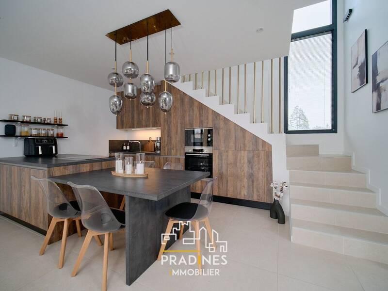 Maison à vendre, 121m², REVENTIN VAUGRIS