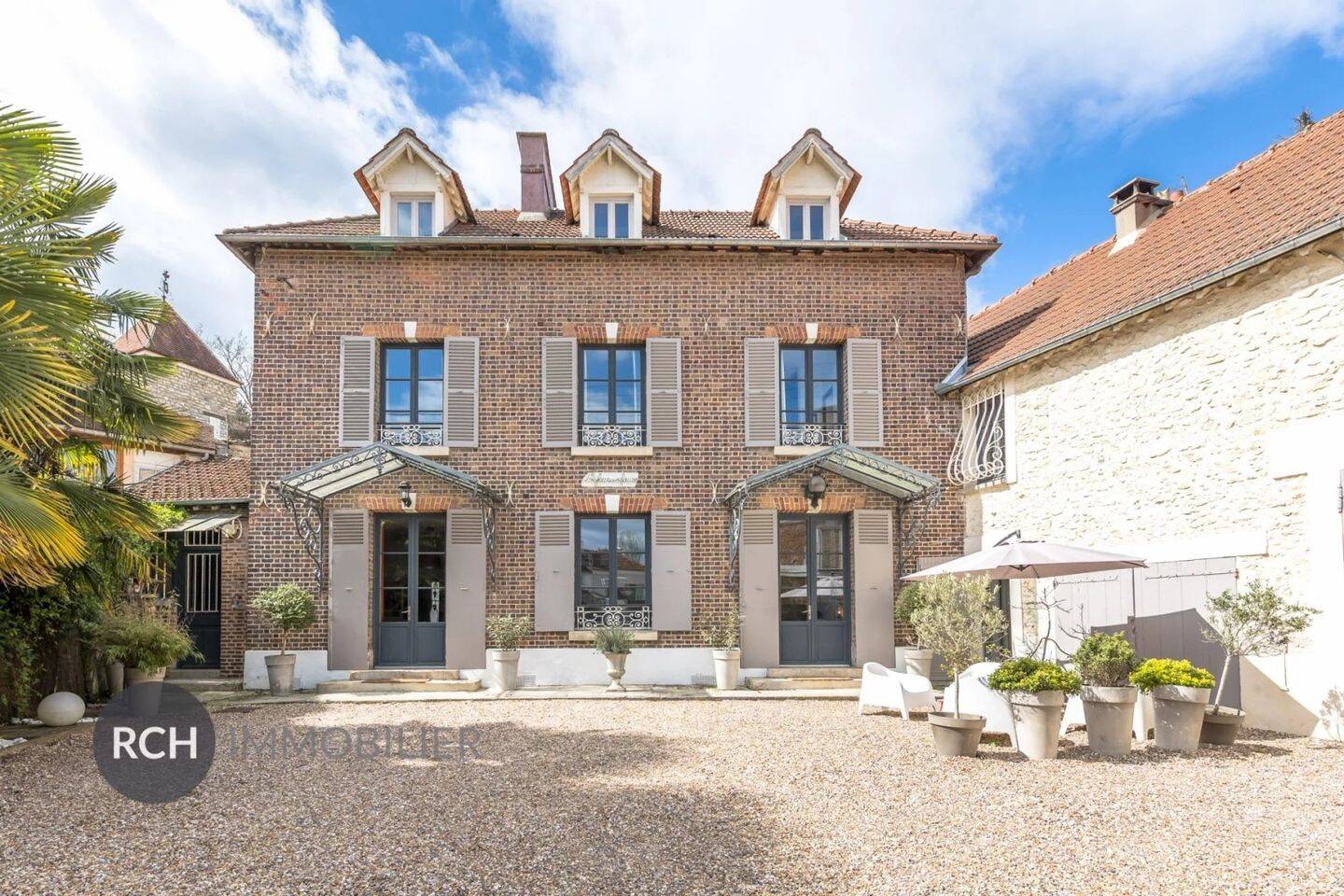 Maison à vendre, 216m², NEAUPHLE LE CHATEAU