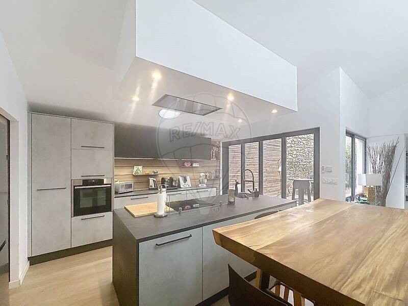 Maison à vendre, 174m², NIMES