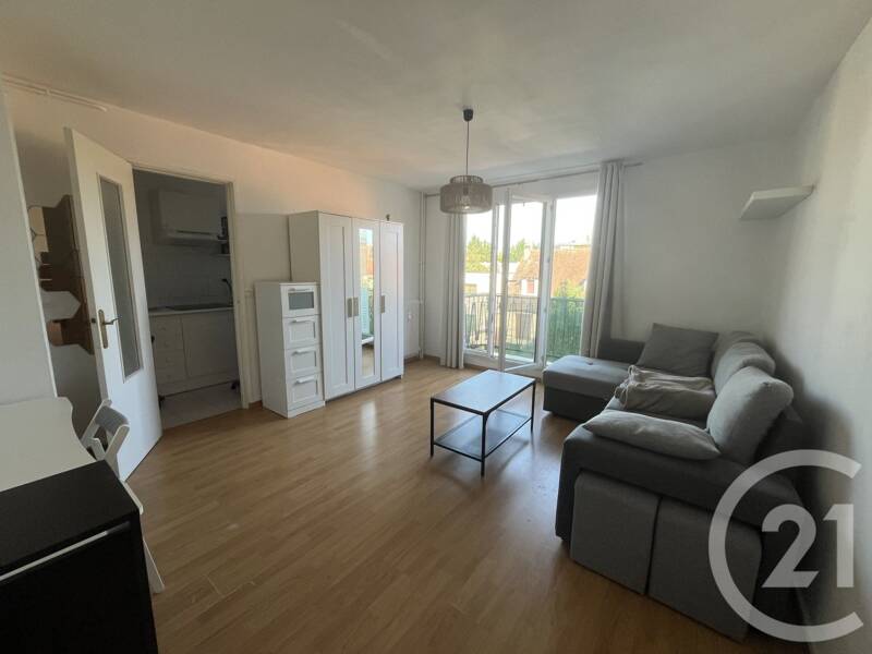 Maison à louer, 27m², SAINT MAUR DES FOSSES