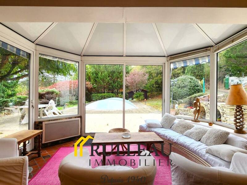 Maison à vendre, 136m², SAINT ROMAIN LA VIRVEE