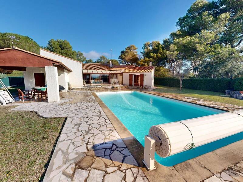 Maison à vendre, 158m², VILLEMOUSTAUSSOU