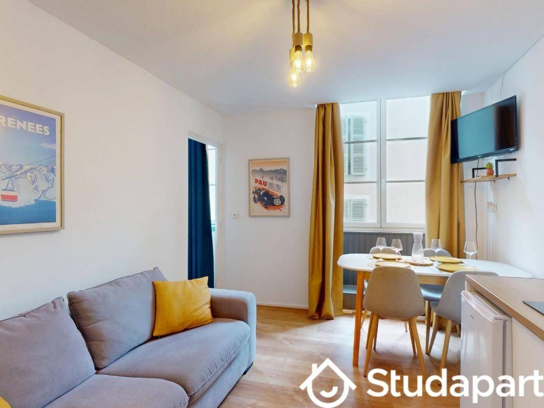 Maison à louer, 24m², PAU