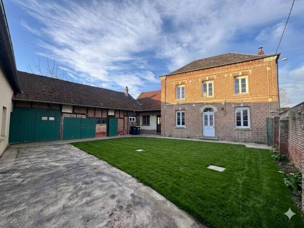 Ferme à vendre 269 000 € 4 pièces 2 chambres 127,8 m² 1 169 m² de terrain Essertaux 80160