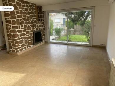 Maison de plain-pied à vendre 160 500 € 5 pièces 4 chambres 118 m² 396 m² de terrain Hôtel de Ville Cognac 16100