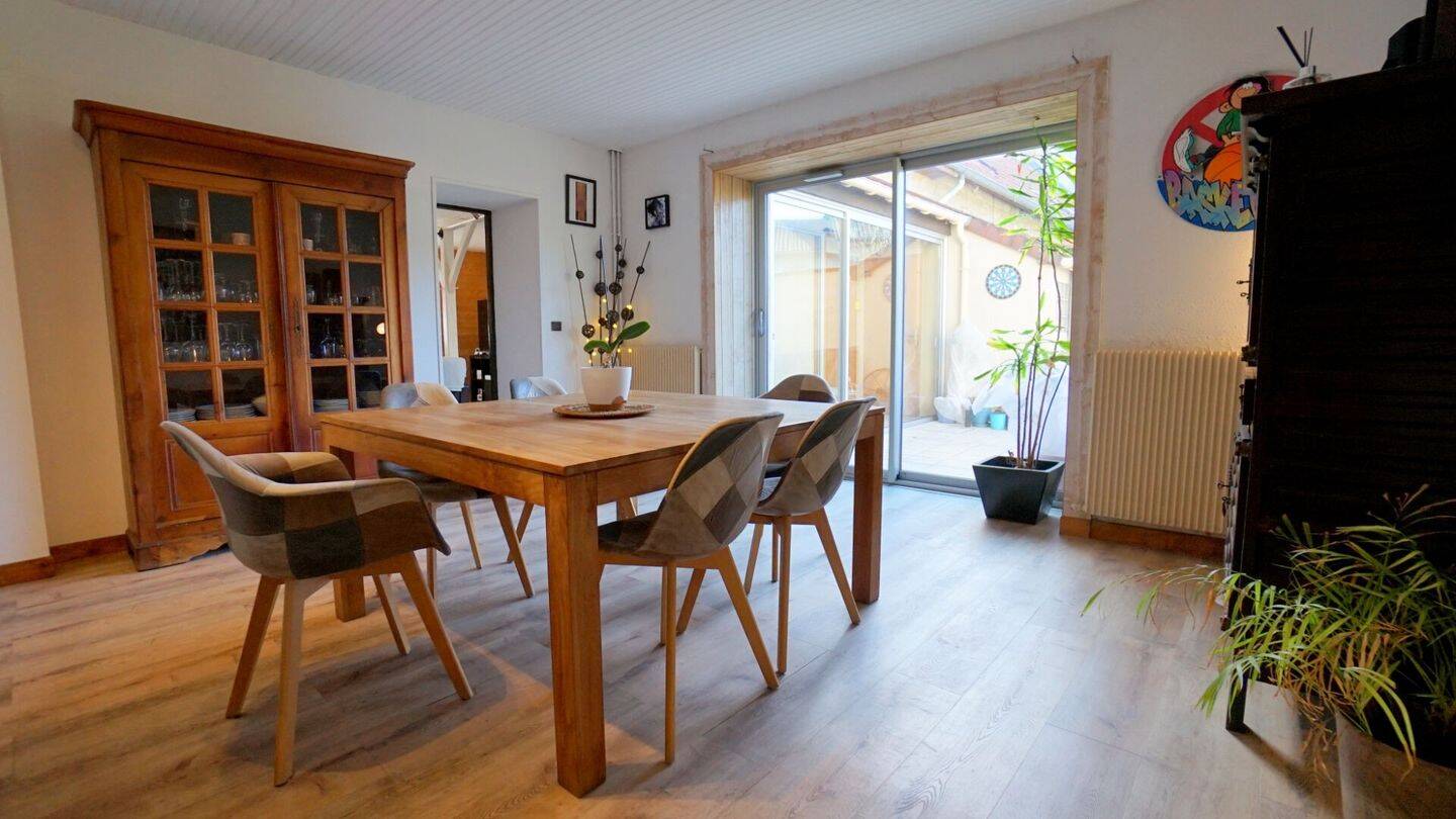 Maison à vendre, 186m², MEZIERES SUR SEINE