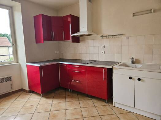 Appartement à louer 680 € 3 pièces 2 chambres 70 m² 1er étage Sainte-Marie-sur-Ouche 21410
