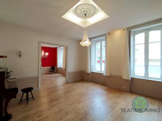 Maison à vendre 466 875 € 15 pièces 8 chambres 328 m² 394 m² de terrain Le Faou 29590