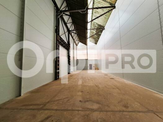 Entrepôt à louer 800 € 205 m² d'espace de stockage Soissons 02200