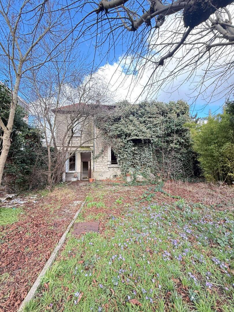 Maison à vendre, 145m², SAINT MAUR DES FOSSES