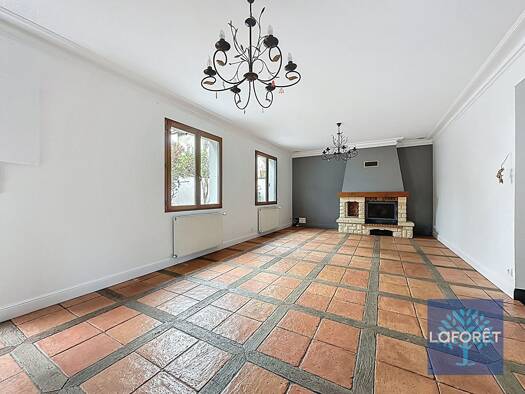 Maison à vendre 489 000 € 5 pièces 4 chambres 114 m² 332 m² de terrain Les Luats Villiers-sur-Marne 94350