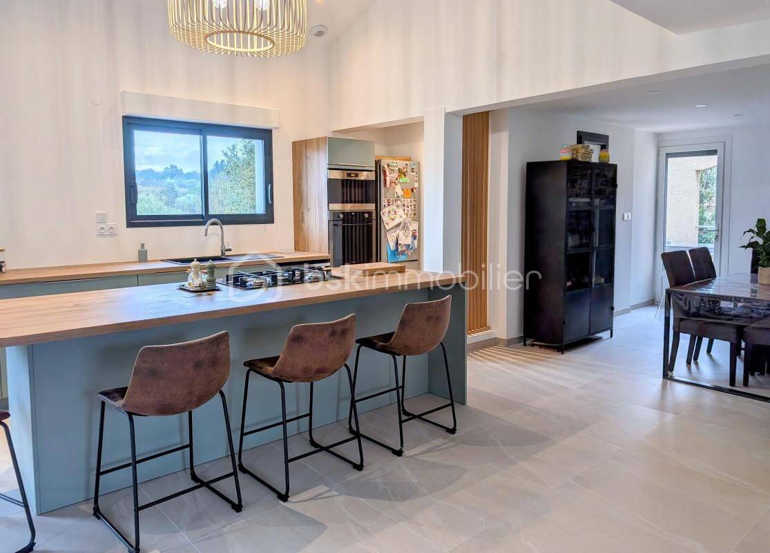 Maison à vendre, 142m², MONTAGNAC