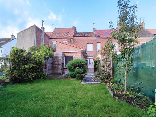 Maison de ville à vendre 172 000 € 5 pièces 4 chambres 120 m² 134 m² de terrain Saint Exupery-Saint Michel Saint-Omer 62500