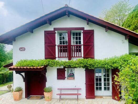 Maison à vendre 749 000 € 6 pièces 5 chambres 181 m² 2 839 m² de terrain Saint-Pée-sur-Nivelle 64310