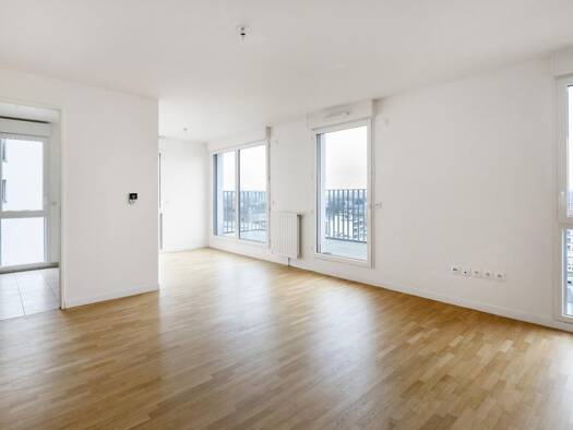 Duplex à louer 1 822 € 5 pièces 4 chambres 94 m² Étage 9/9 Atlantis-Massy Sud Massy 91300