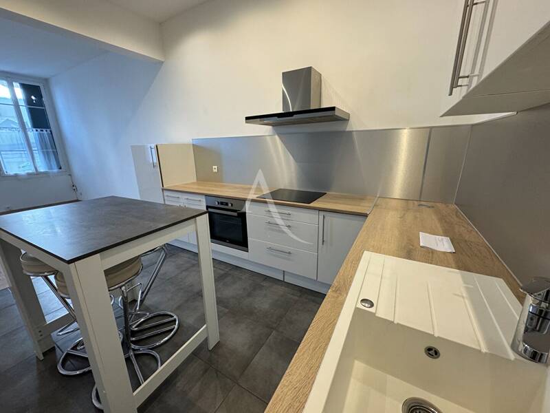 Maison à louer, 91m², NIMES
