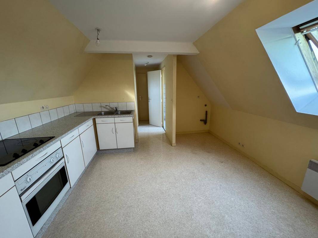 Maison à louer, 22m², PLOUZEVEDE
