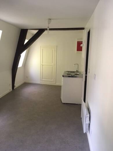 Appartement à louer 424 € 1 pièce 17 m² 3ème étage Cordeliers Dijon 21000