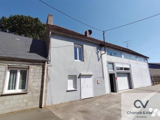 Immeuble à vendre 288 750 € 450 m² Saint-Pierre-en-Auge 14170