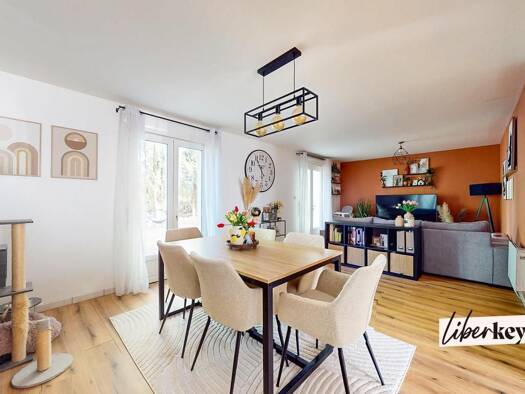 Pavillon à vendre 156 500 € 4 pièces 3 chambres 94 m² Chaulnes 80320