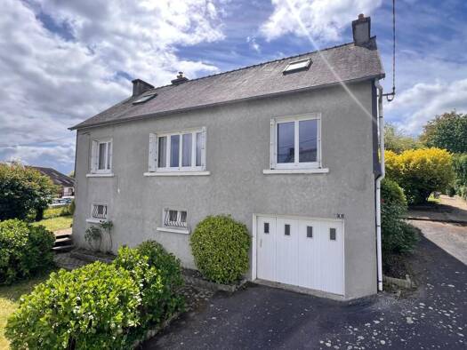 Maison à vendre 128 400 € 4 pièces 3 chambres 83,23 m² 1 137 m² de terrain Nord Carhaix-Plouguer 29270
