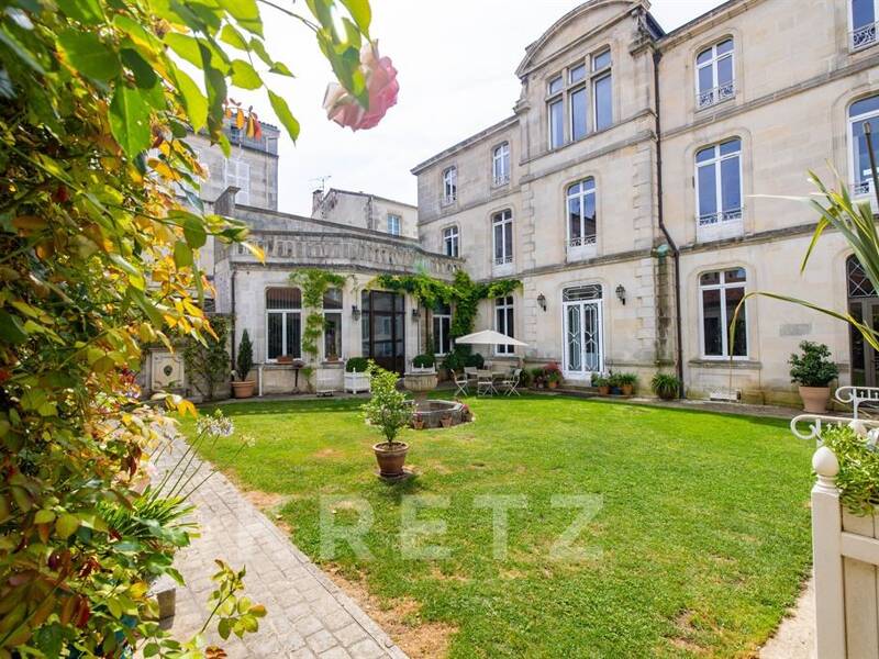 Maison à vendre, 574m², ROCHEFORT