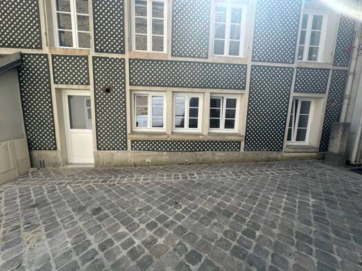 Appartement à vendre 160 000 € 2 pièces 1 chambre 31 m² RDC/1 Les Lycées-La Forêt-Le Château Chantilly 60500