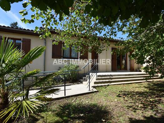 Maison à vendre 199 900 € 6 pièces 4 chambres 118 m² 511 m² de terrain Solignac 87110