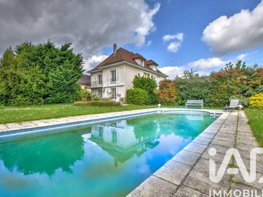 Maison de ville à vendre 469 000 € 10 pièces 8 chambres 277 m² 1 694 m² de terrain Les Vignes-Soudanas Panazol 87350