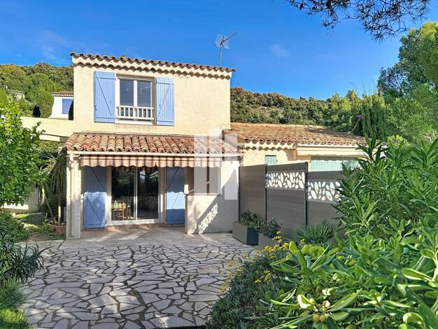 Maison à vendre 460 000 € 3 pièces 2 chambres 60 m² Saint-Raphaël 83530