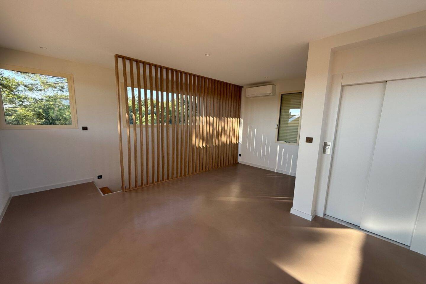 Maison à vendre, 174m², SAINT QUENTIN LA POTERIE